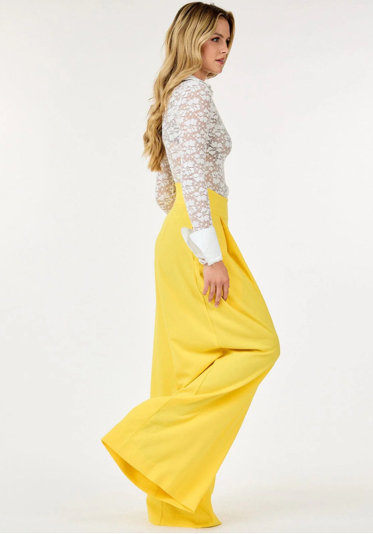 WOMEN'S YELLOW ZIP UP FRONT POCKETS DETAILED WIDE LEG PANTS