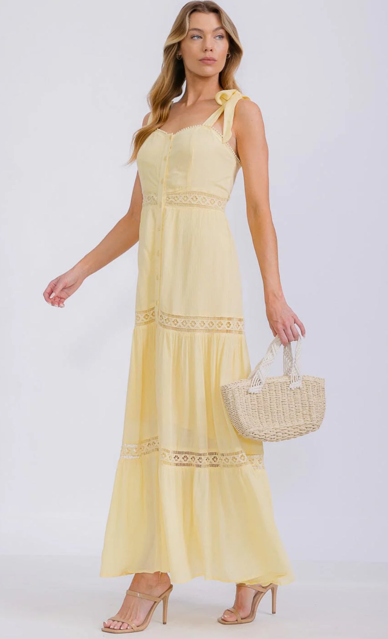 WOMEN’S SLEEVELESS V-NECK TIERED UP MAXI DRESS