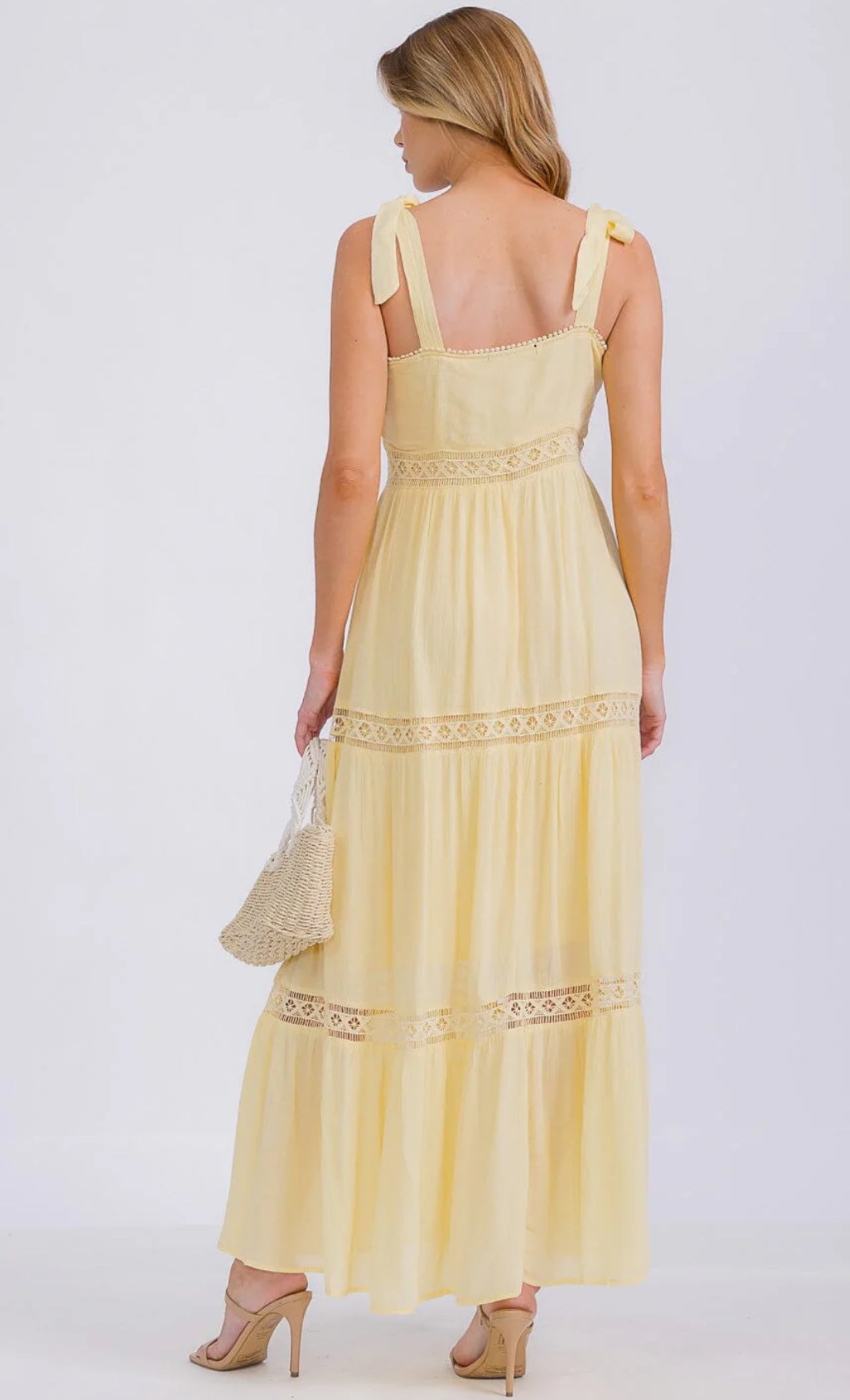 WOMEN’S SLEEVELESS V-NECK TIERED UP MAXI DRESS